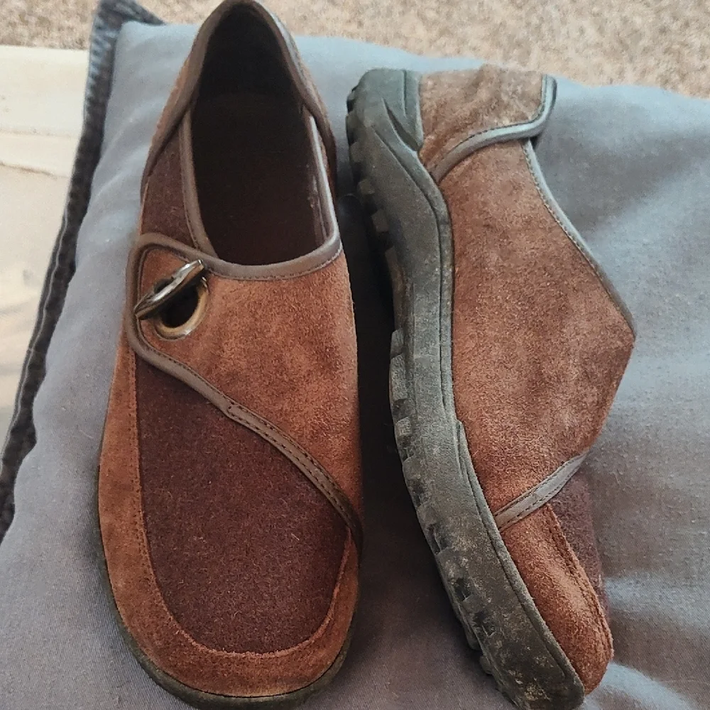 Lands' End Women's Brown Suede Flats - Picture 4 of 8